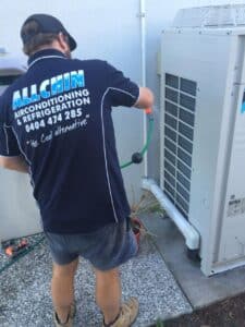Read more about the article What To Look For In An Air Conditioning Installation Service